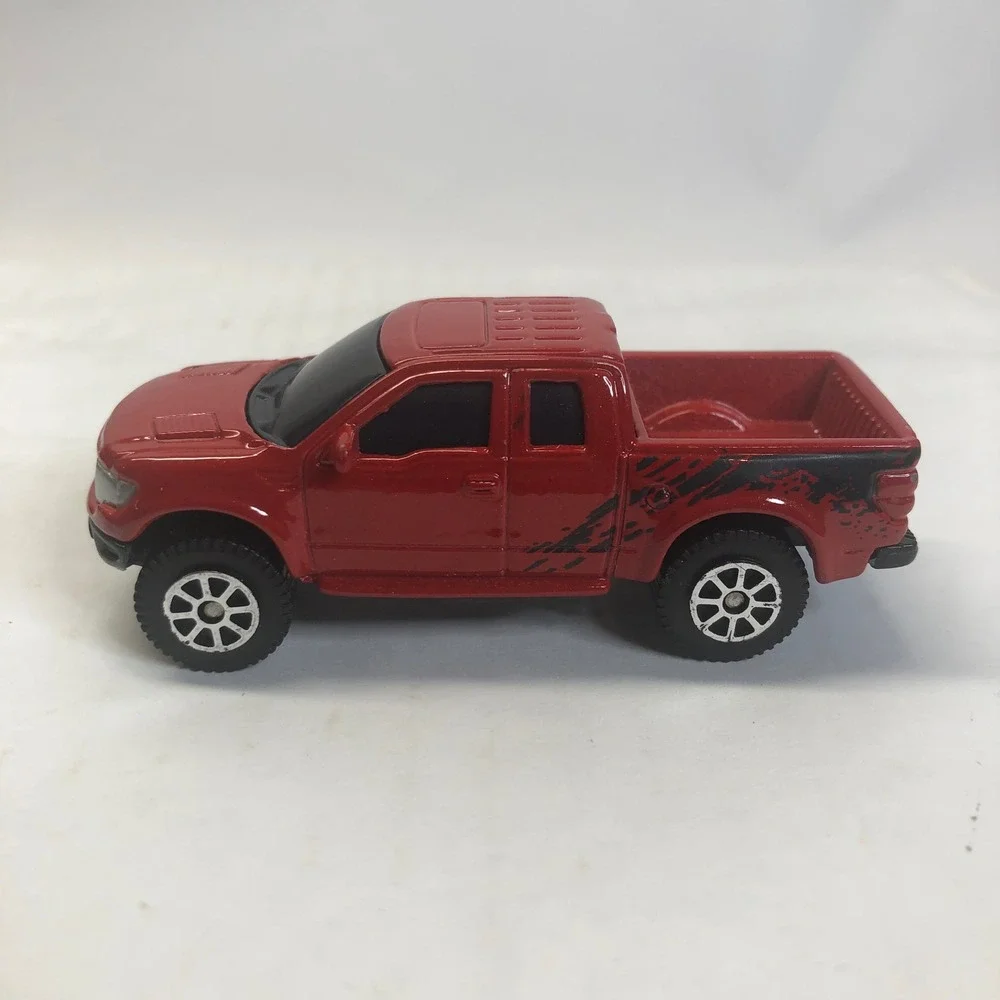 Maisto Ford F-150 SVT Raptor Red Diecast Toy Truck‎ 1:64 Scale Collectible